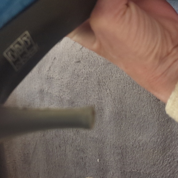 Shoes - Picture 8 of 10